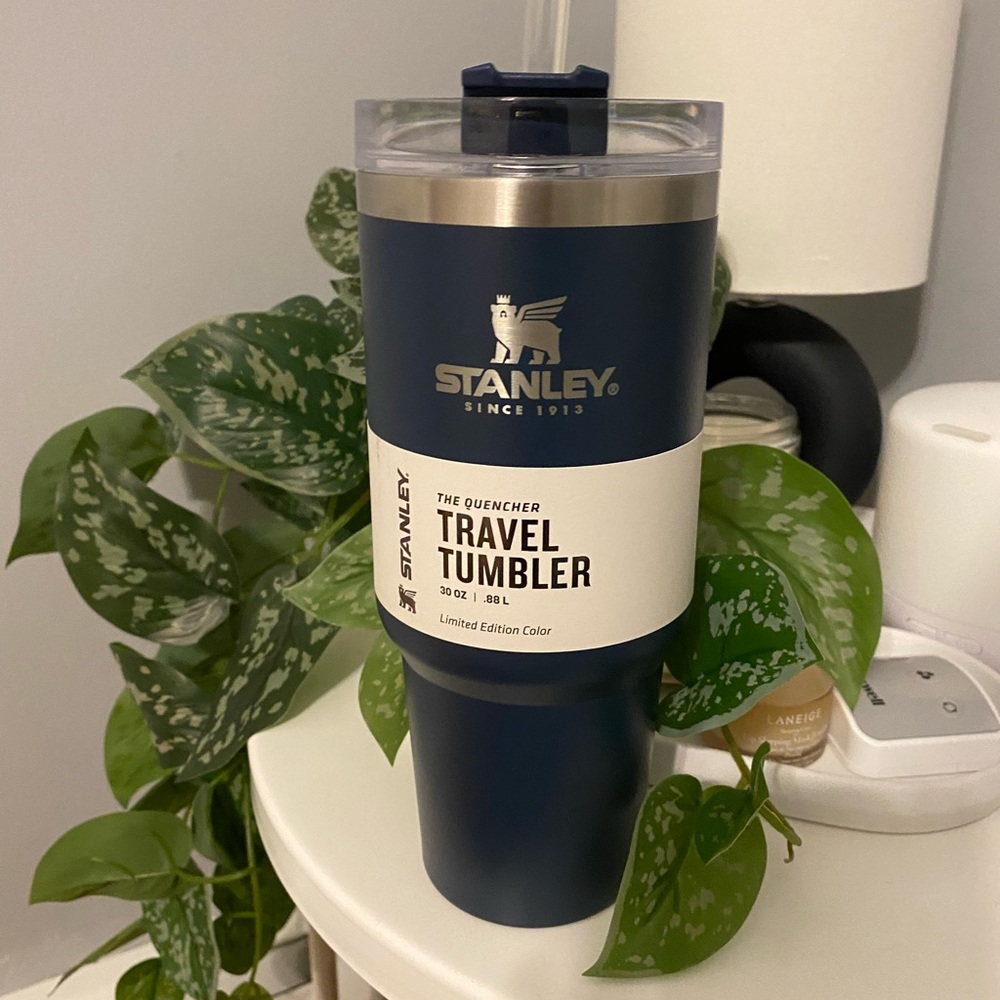 SALE!!! 30oz Stanley Cup